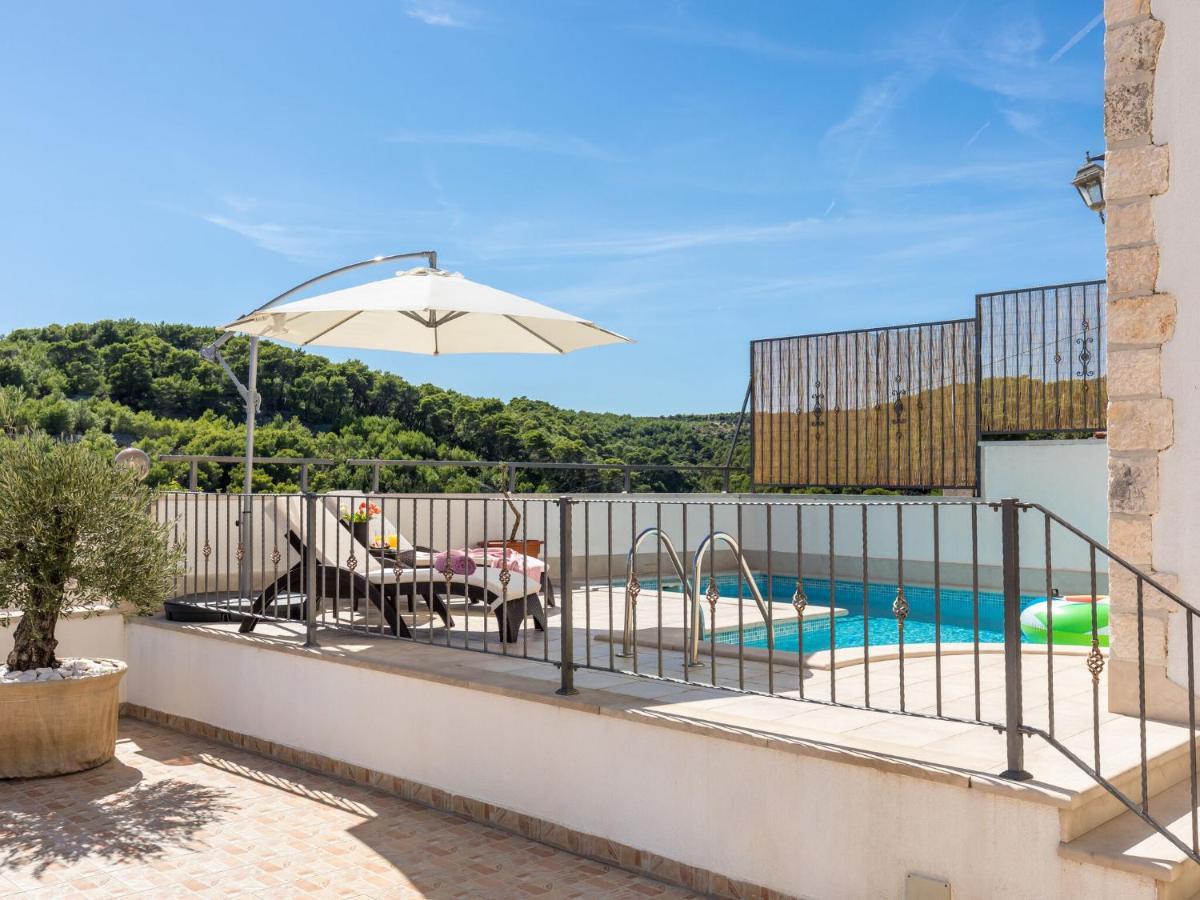 Luxurious Villa In Selca With Pool Exterior foto